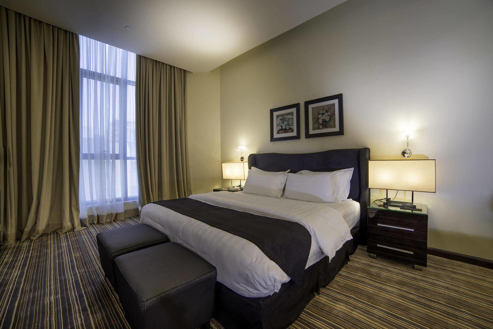 Zara Continental Hotel Al Khobar Exterior photo